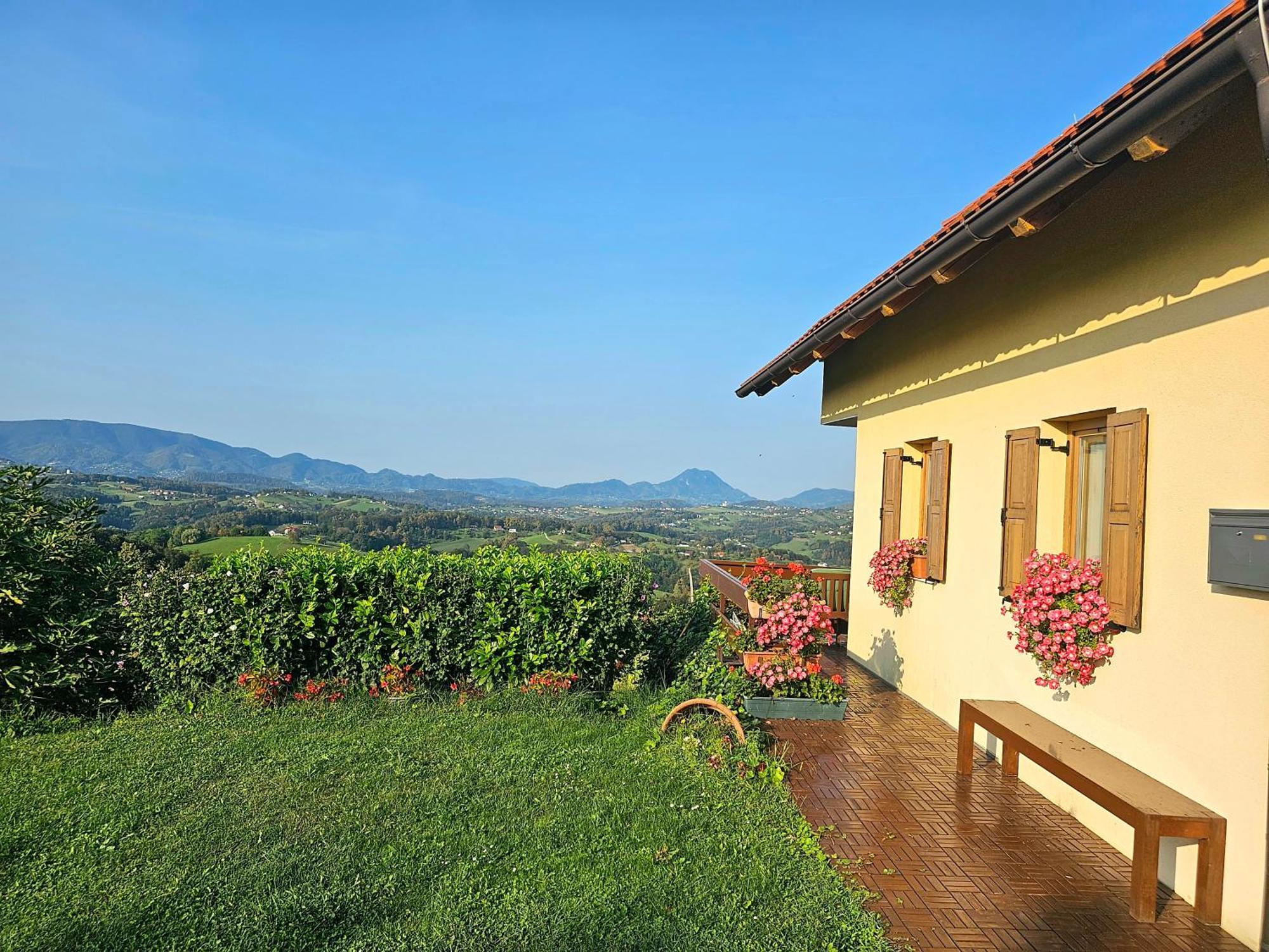 Holiday House Panorama Podčetrtek Dış mekan fotoğraf